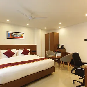 Hotel Palakunnel Residency